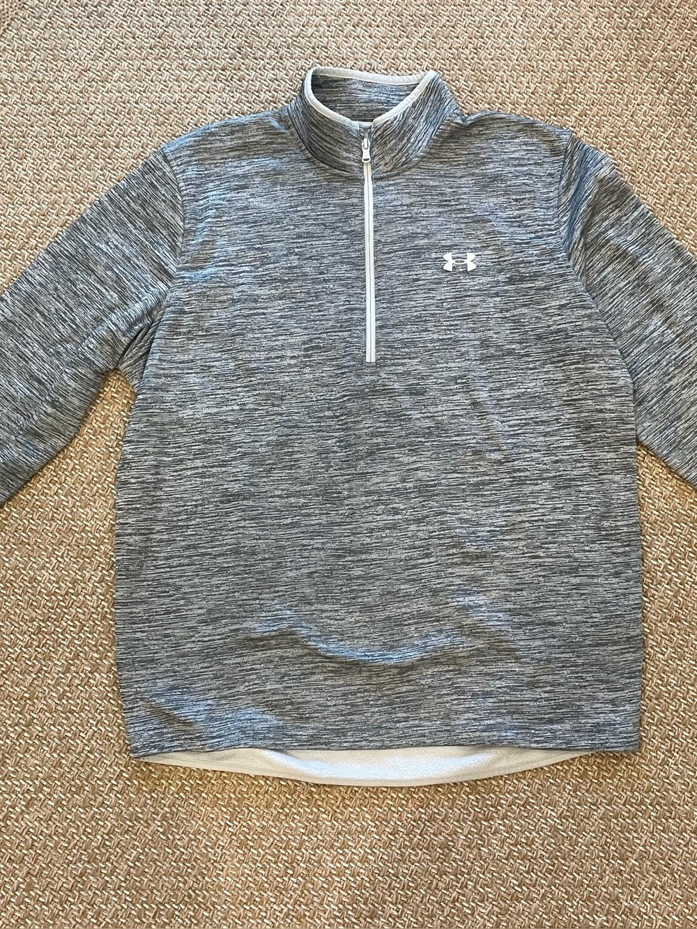 Under Armour Gray Quarter-Zip Pullover men’s large